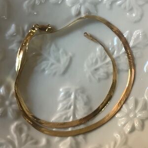 14k Gold 16” Herringbone Necklace Made in Italy (kinks)